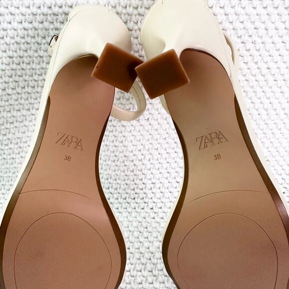 Zara Bone Ivory Squared Toe Single Strap Bloggers Favorite Sandals NWOT 38 - Picture 11 of 11
